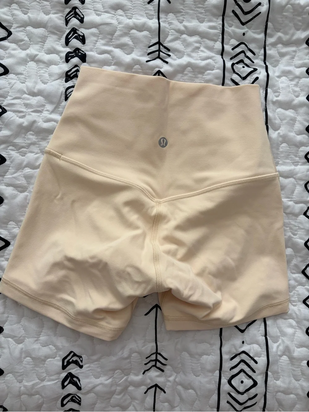 Lululemon Align High-Rise Short 4” - Picture 15 of 16